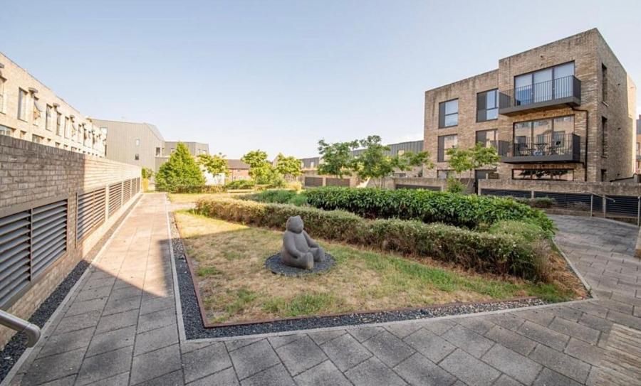 2 bedroom Flat for sale in Regiment Hill-view12