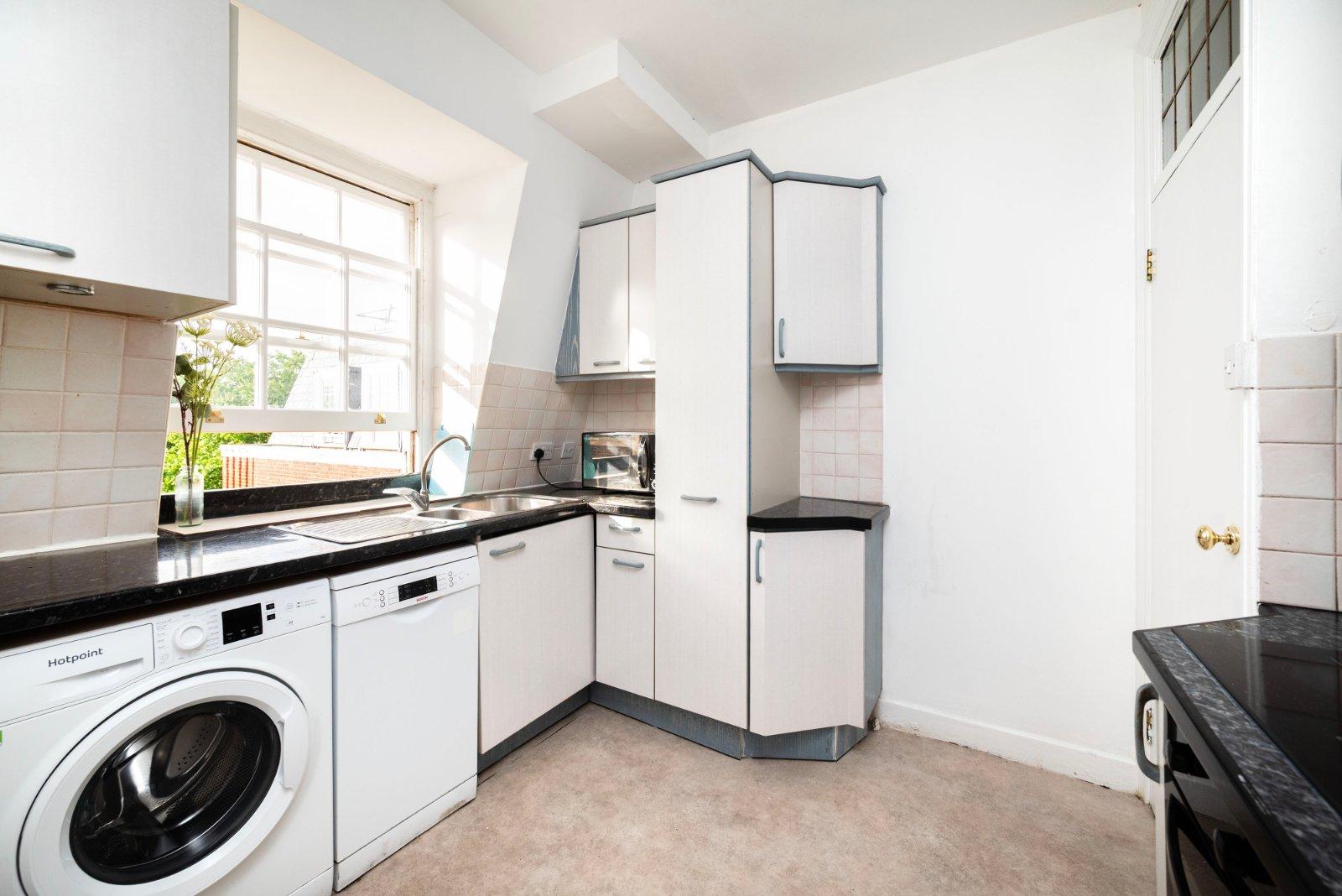 Eyre Court, 3-21 Finchley Road, St. Johns Wood, London, NW8