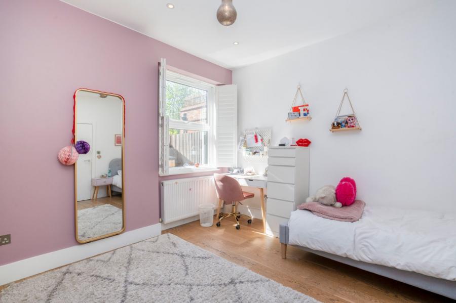 3 bedroom Flat for sale in Dartmouth Road-view11