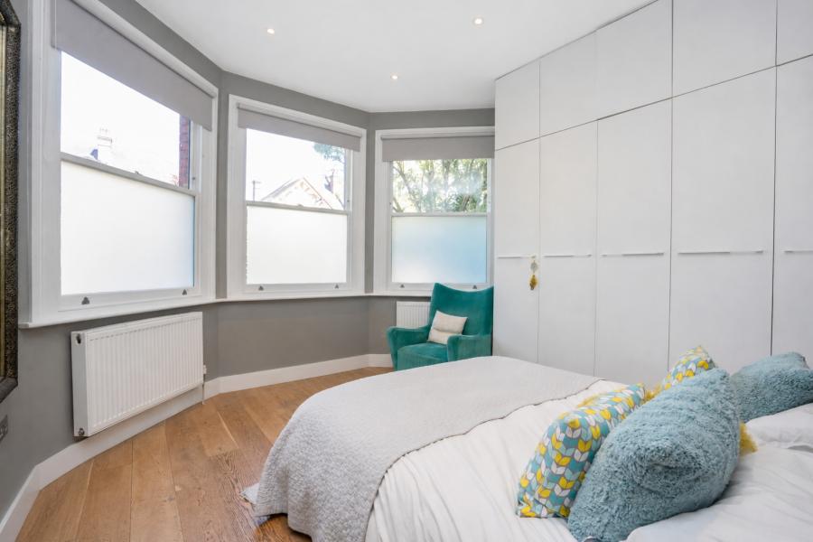 3 bedroom Flat for sale in Dartmouth Road-view8