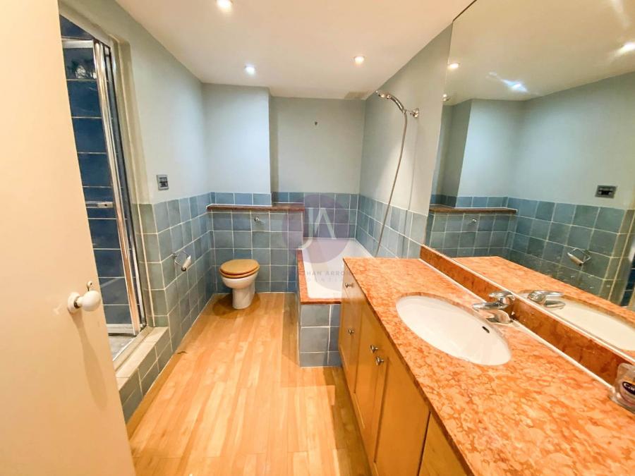 3 bedroom Maisonette for sale in Kingsgate Road-view9