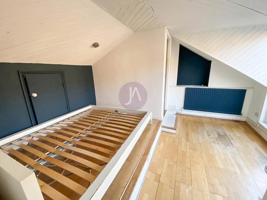 3 bedroom Maisonette for sale in Kingsgate Road-view5