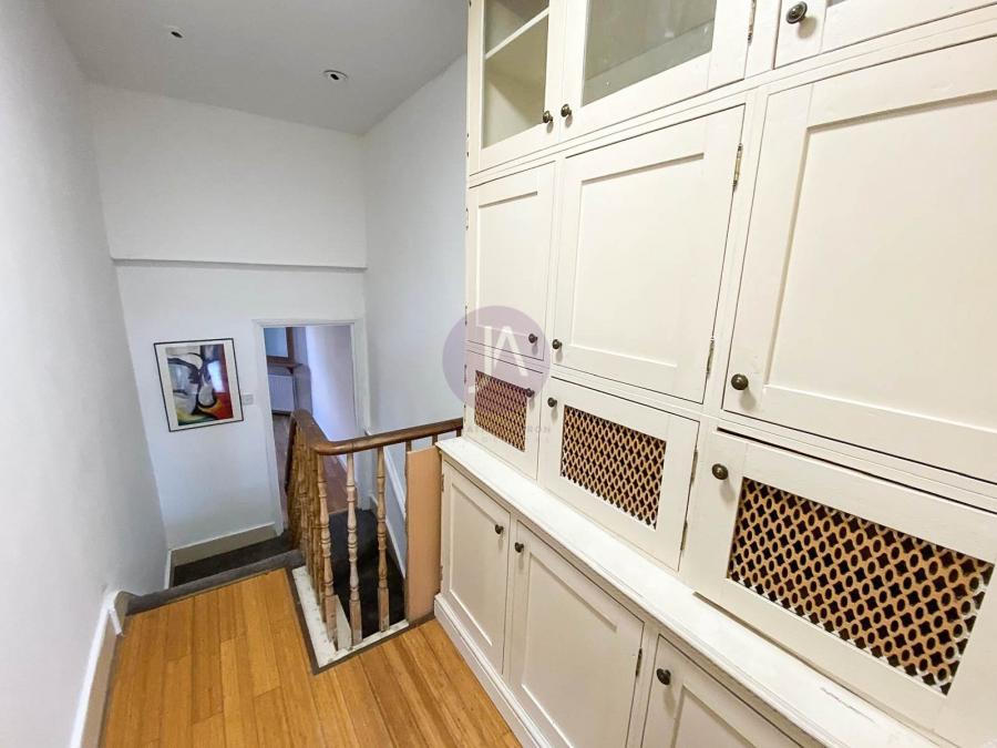 3 bedroom Maisonette for sale in Kingsgate Road-view12