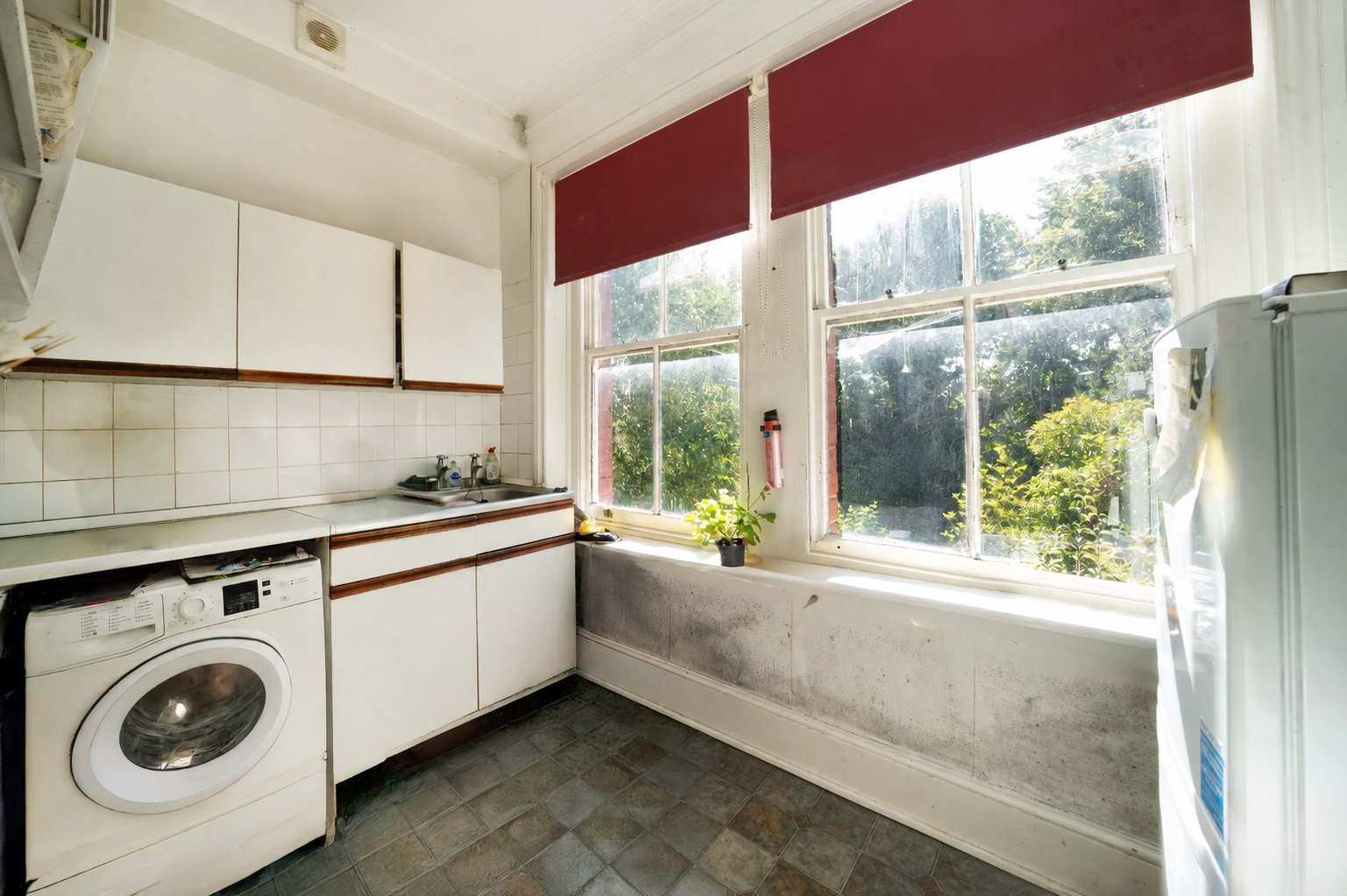 Jacksons Lane, Highgate, London, N6