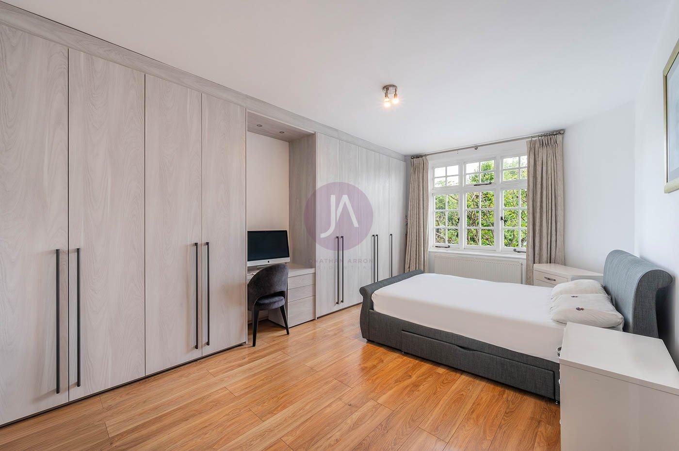 Elm Tree Court, Elm Tree Road, St John's Wood, London, NW8