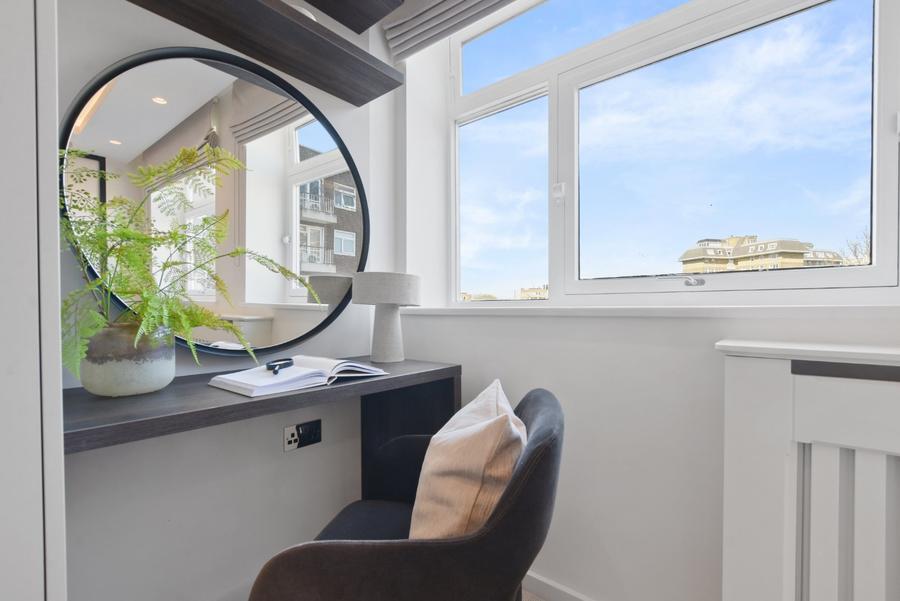 2 bedroom Flat for sale in Sheringham-view17