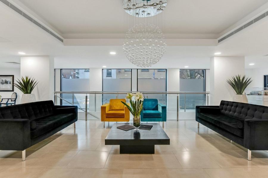 2 bedroom Flat for sale in Regis Place-view12