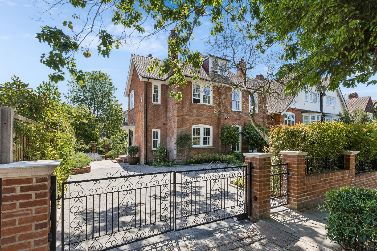 Oakhill Avenue, Hampstead, London, NW3