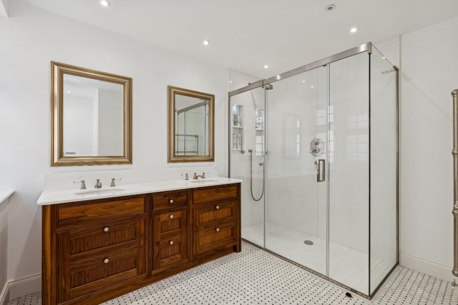 6 bedroom House for sale in Oakhill Avenue-view7