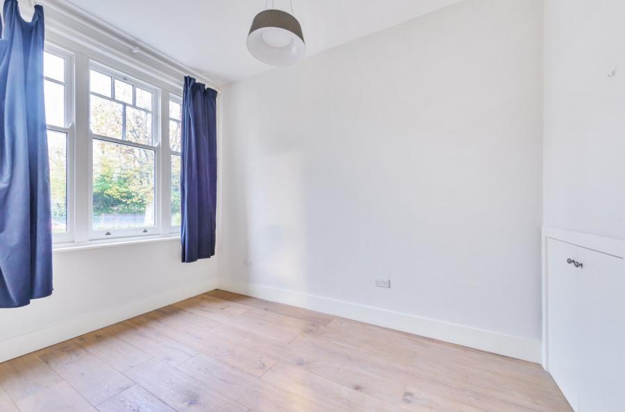8 bedroom House for sale in Dartmouth Road-view9