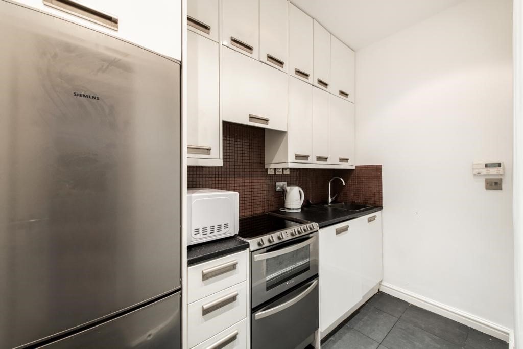Aberdeen Court, Maida Vale, London, W9