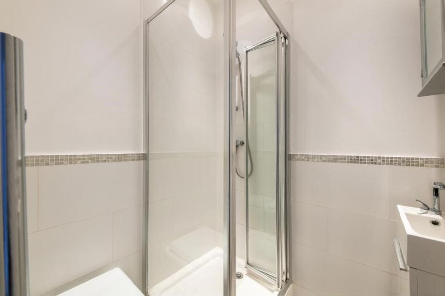 2 bedroom Flat for sale in Aberdeen Court-view9