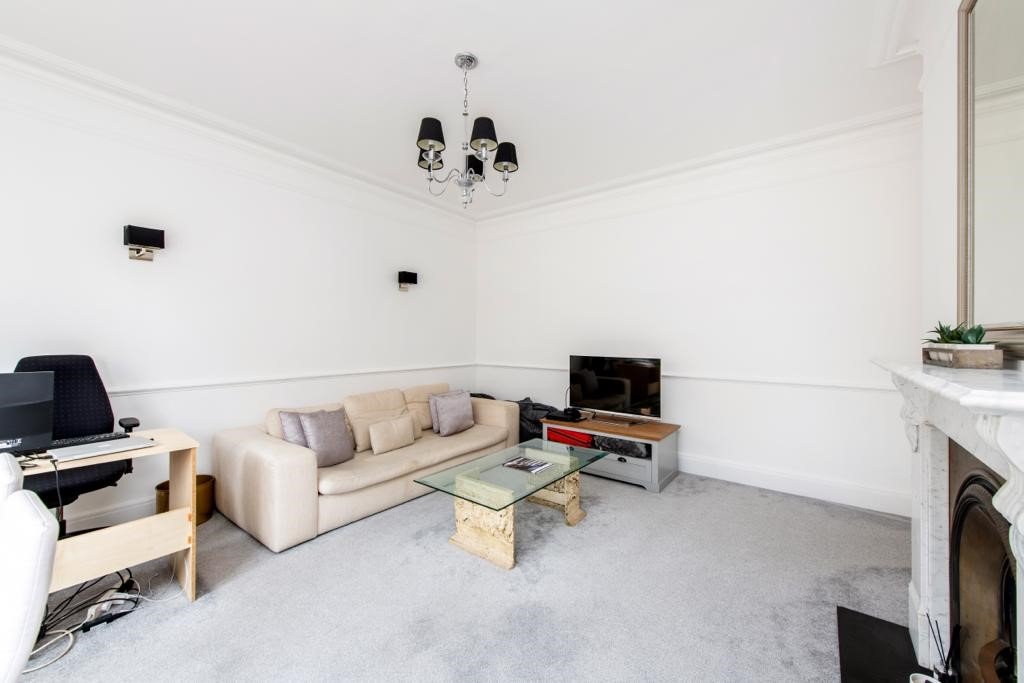 Aberdeen Court, Maida Vale, London, W9
