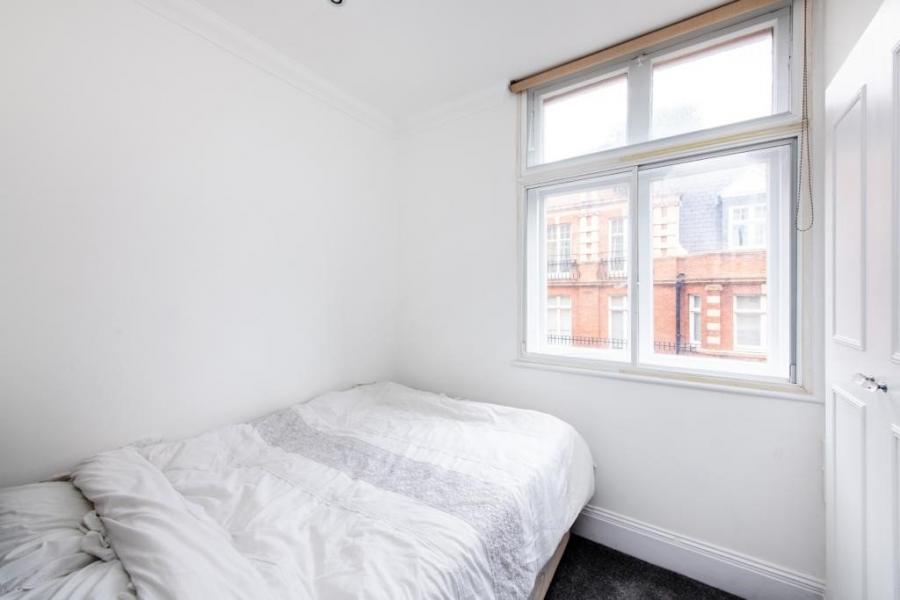 2 bedroom Flat for sale in Aberdeen Court-view8