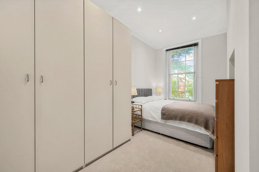 2 bedroom Flat to rent in Abbey Road-view9