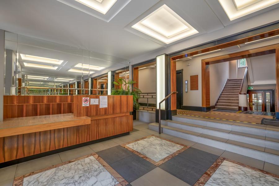 1 bedroom Flat to rent in Grove Hall Court-view17