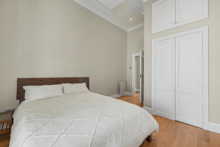 2 bedroom Flat to rent in Belgrave Gardens-view8