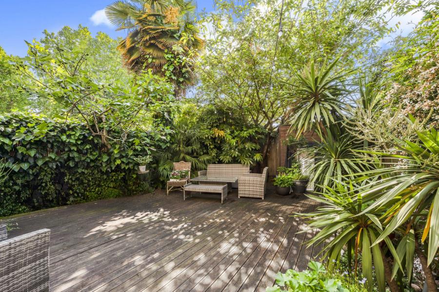 4 bedroom House to rent in The Marlowes-view4