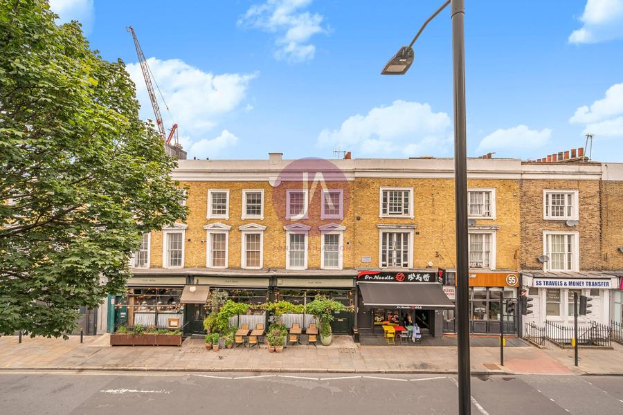 2 bedroom Flat to rent in Caledonian Road-view12