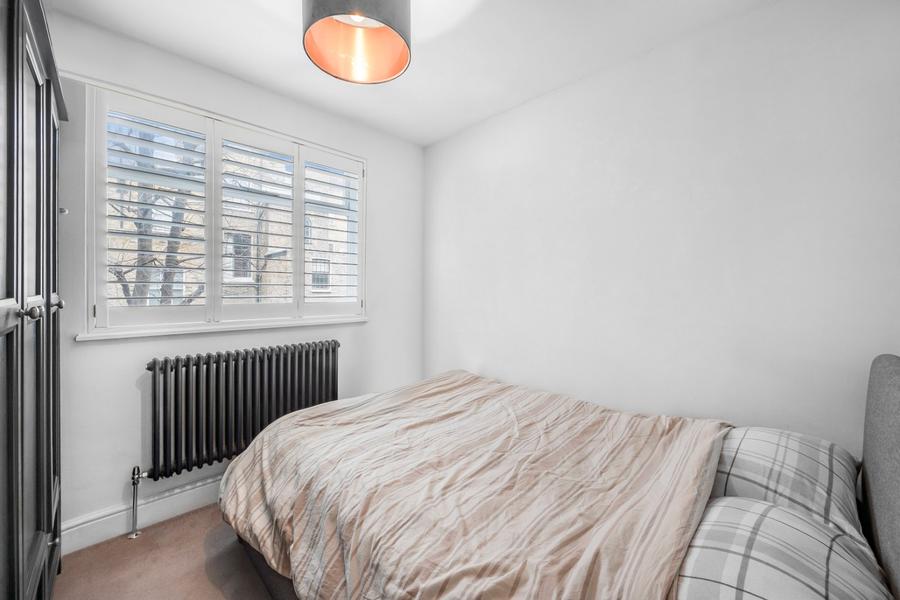 1 bedroom Flat to rent in Clarendon Gardens-view7