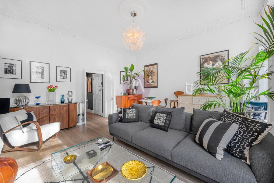 1 bedroom Flat to rent in Clarendon Gardens-view11