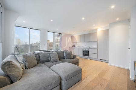 1 bedroom Flat to rent in Canterbury House-List2372