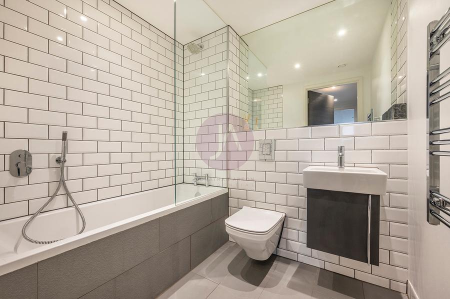1 bedroom Flat to rent in Canterbury House-view6