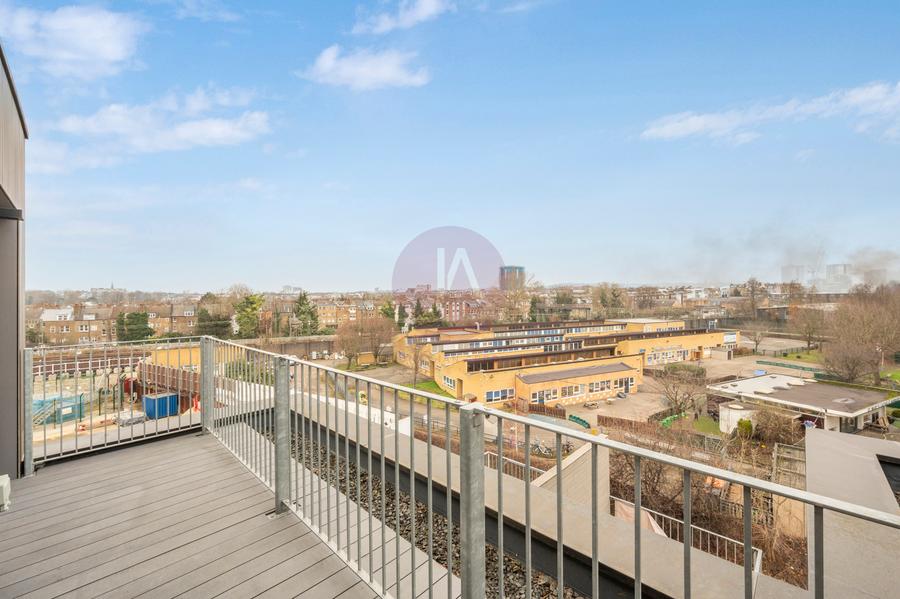 1 bedroom Flat to rent in Canterbury House-view3
