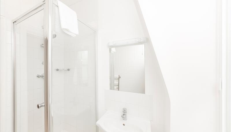 Flat to rent in Hill Street-view7