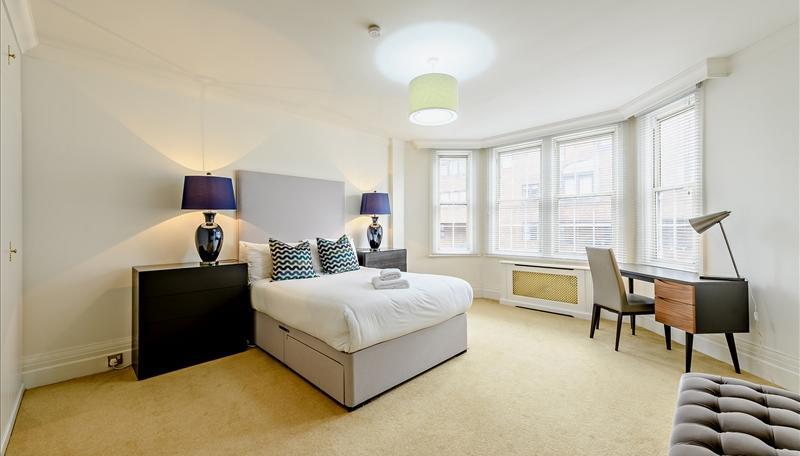 3 bedroom Flat to rent in Strathmore Court-view7