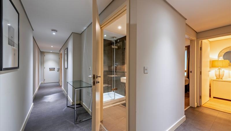 3 bedroom Flat to rent in 4B Merchant Square East-view11