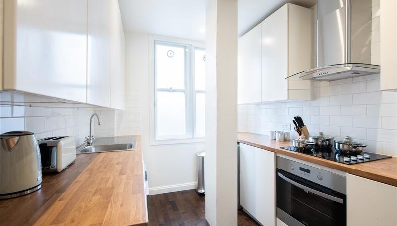 3 bedroom Flat to rent in Hill Street-view5