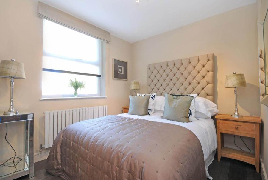 3 bedroom Flat to rent in Boydell Court-view9