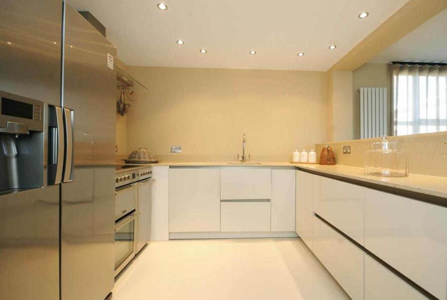 3 bedroom Flat to rent in Boydell Court-view2
