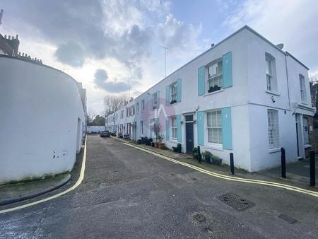 3 bedroom House to rent in Ryders Terrace-List2343