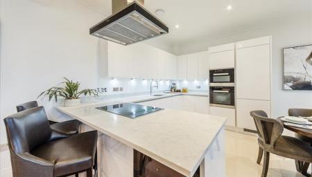 2 bedroom Flat to rent in Palace Wharf-List2334