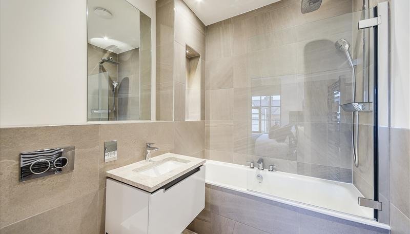 2 bedroom Flat to rent in Palace Wharf-view6