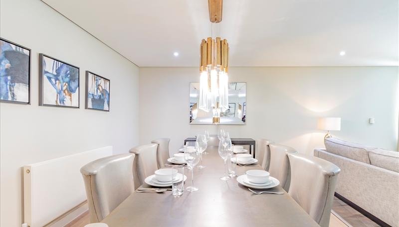 3 bedroom Flat to rent in 4b Merchant Square East-view2