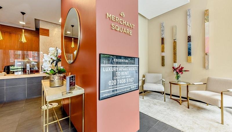 3 bedroom Flat to rent in 4b Merchant Square East-view12
