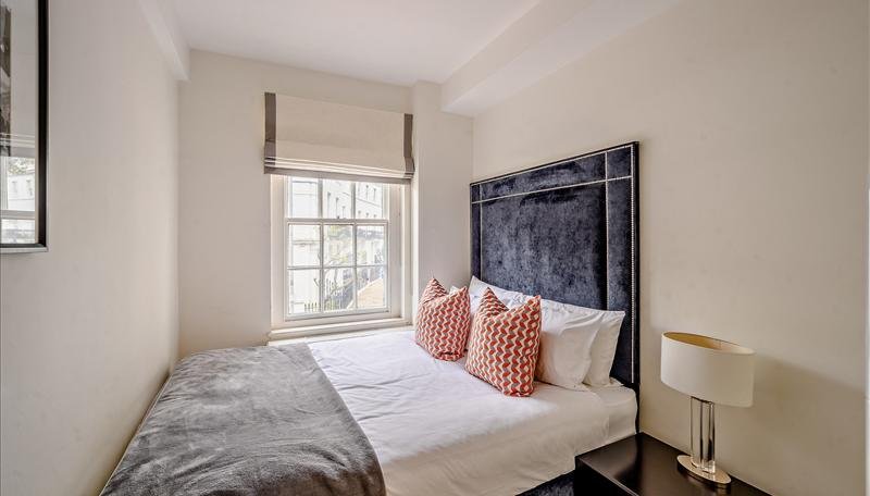 2 bedroom Flat to rent in Pelham Court-view8