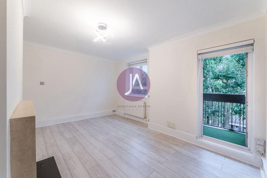 2 bedroom Flat to rent in Sherlock Court-view1