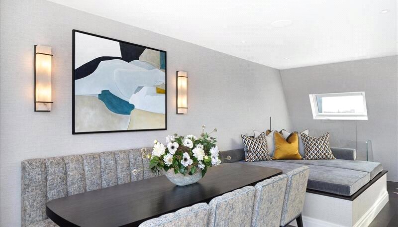 3 bedroom Flat to rent in Prince of Wales Terrace-view5
