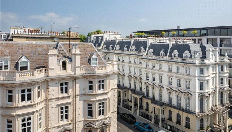3 bedroom Flat to rent in Prince of Wales Terrace-view13