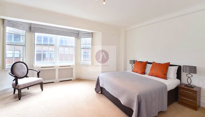 5 bedroom Flat to rent in Strathmore Court-view6