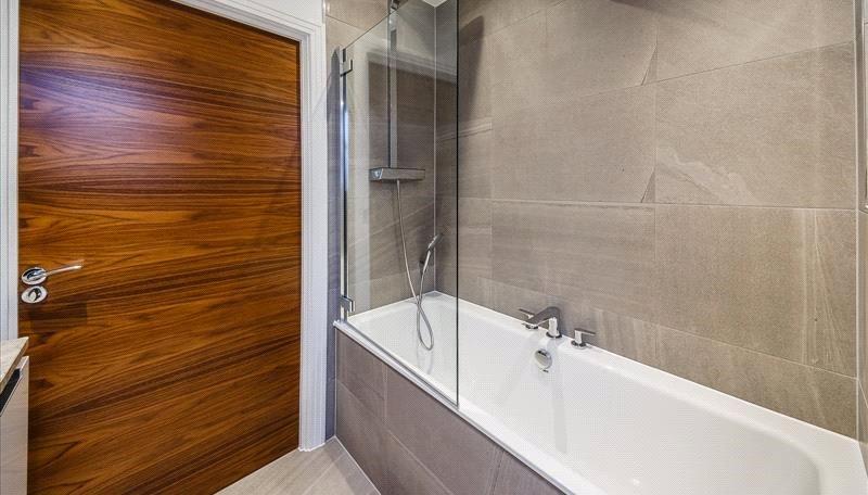 2 bedroom Flat to rent in Palace Wharf-view17