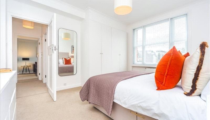 1 bedroom Flat to rent in Hill Street-view5