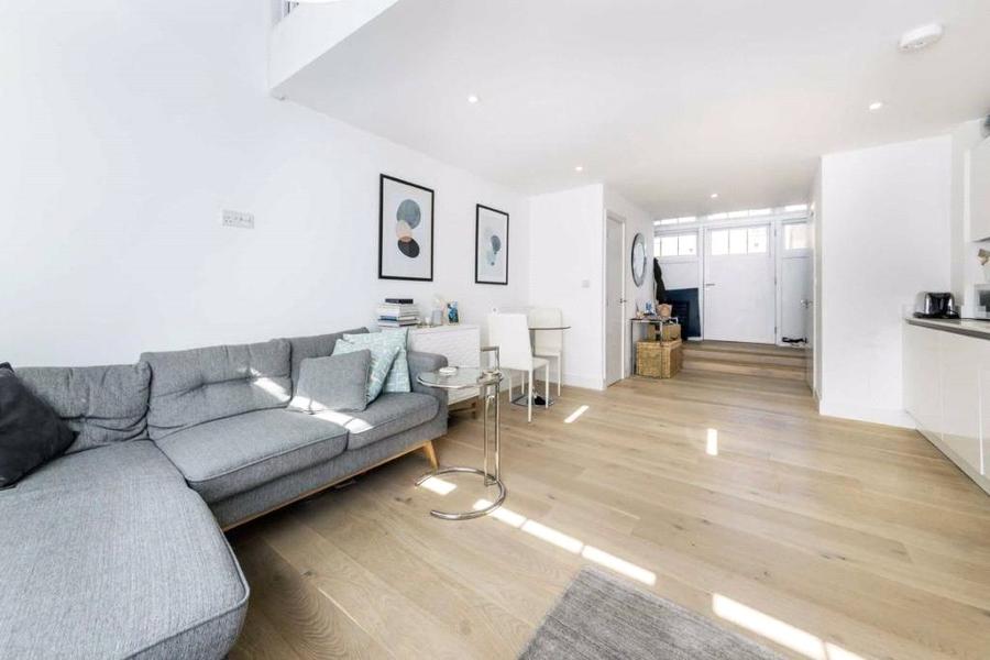 1 bedroom Flat to rent in Severn Court-view1