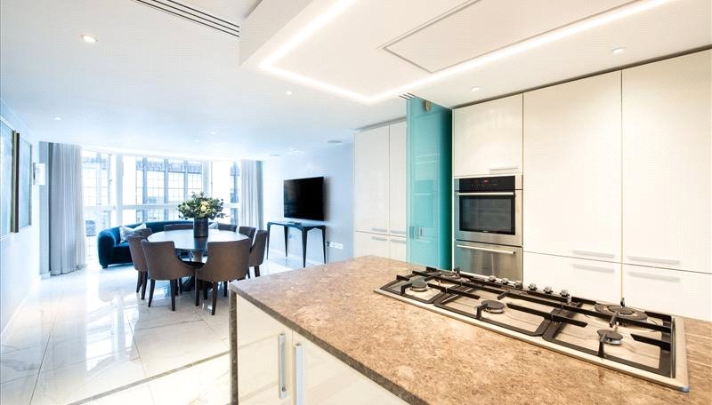 3 bedroom Flat to rent in Imperial House-view8