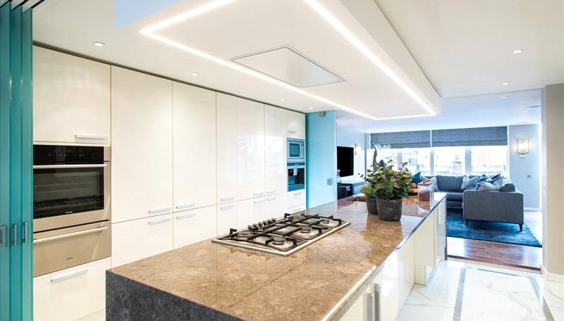 3 bedroom Flat to rent in Imperial House-view9
