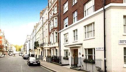 Flat to rent in Hill Street-view6
